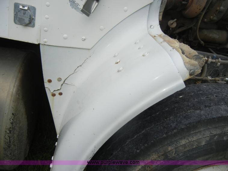 image for item C4478 1987 Freightliner FLC-64T dump truck