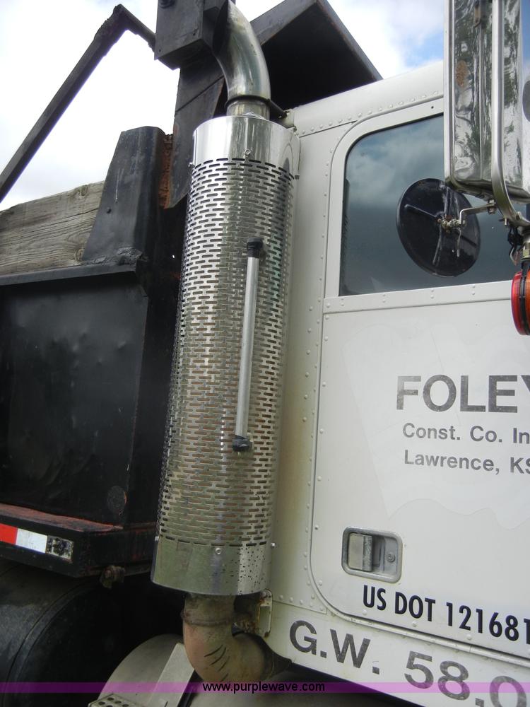 image for item C4478 1987 Freightliner FLC-64T dump truck