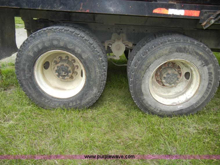 image for item C4478 1987 Freightliner FLC-64T dump truck