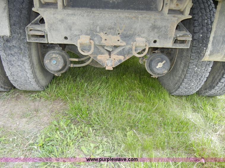 image for item C4478 1987 Freightliner FLC-64T dump truck