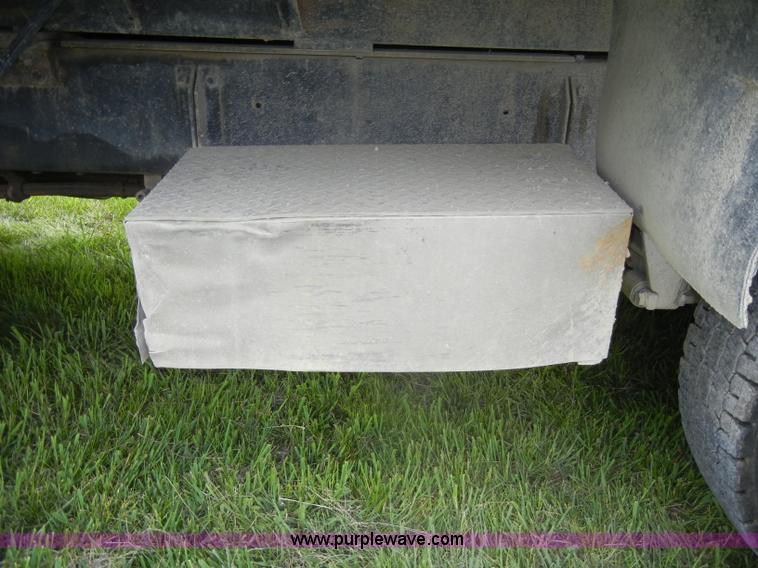 image for item C4478 1987 Freightliner FLC-64T dump truck