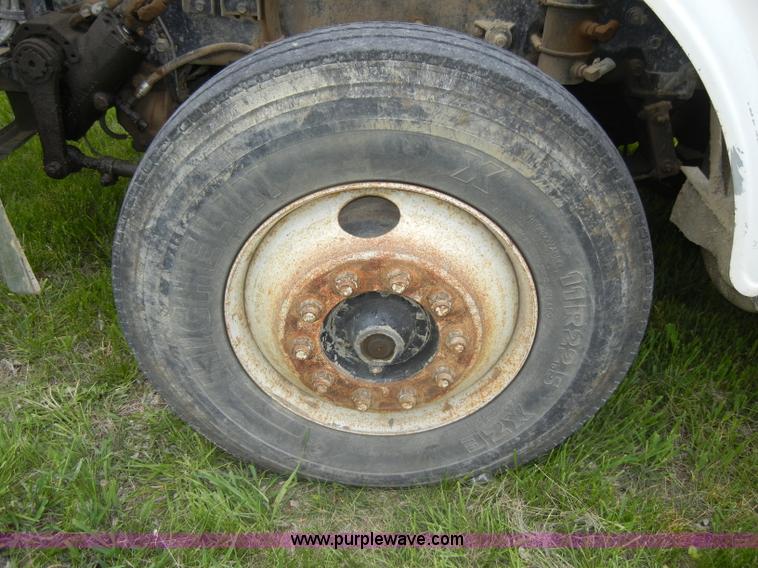 image for item C4478 1987 Freightliner FLC-64T dump truck