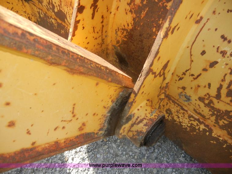 image for item C4479 1999 John Deere 310SE backhoe