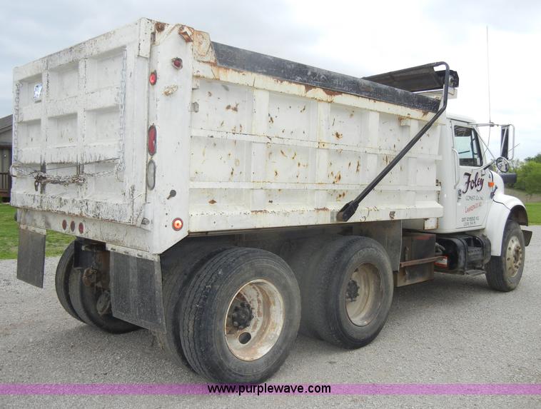 image for item C4480 1992 International 4900 dump truck
