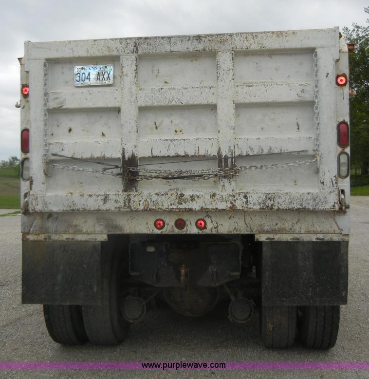 image for item C4480 1992 International 4900 dump truck
