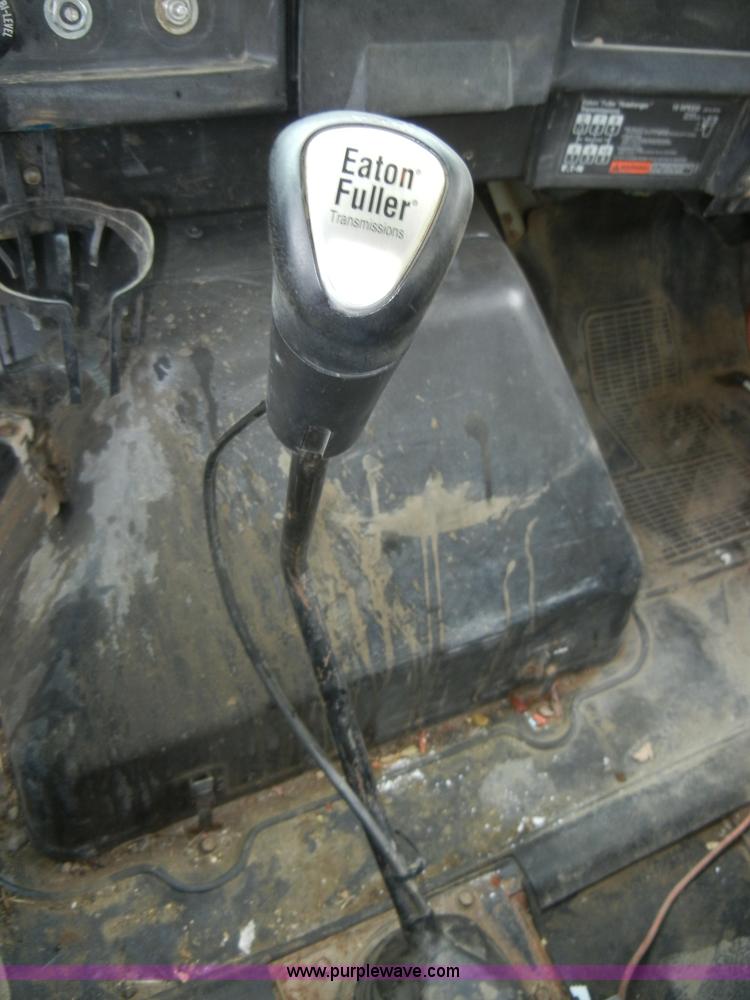 image for item C4480 1992 International 4900 dump truck