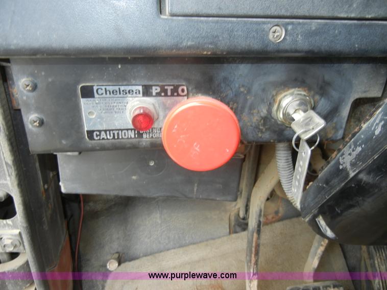 image for item C4480 1992 International 4900 dump truck