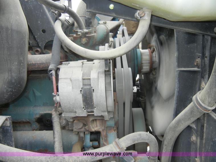 image for item C4480 1992 International 4900 dump truck