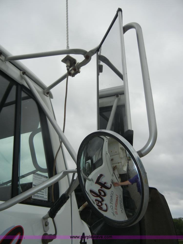 image for item C4480 1992 International 4900 dump truck