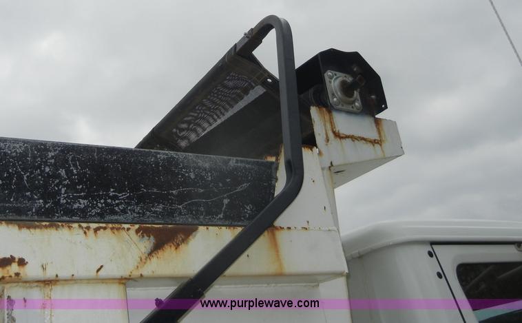 image for item C4480 1992 International 4900 dump truck