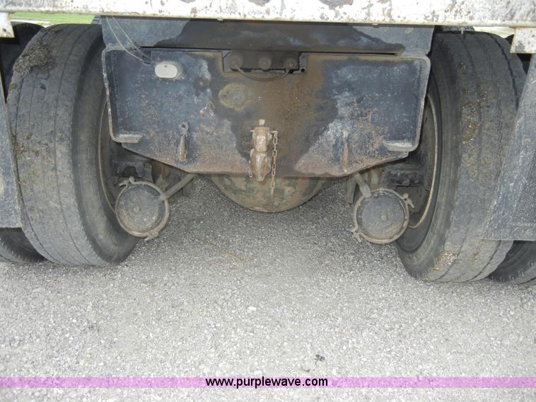 image for item C4480 1992 International 4900 dump truck