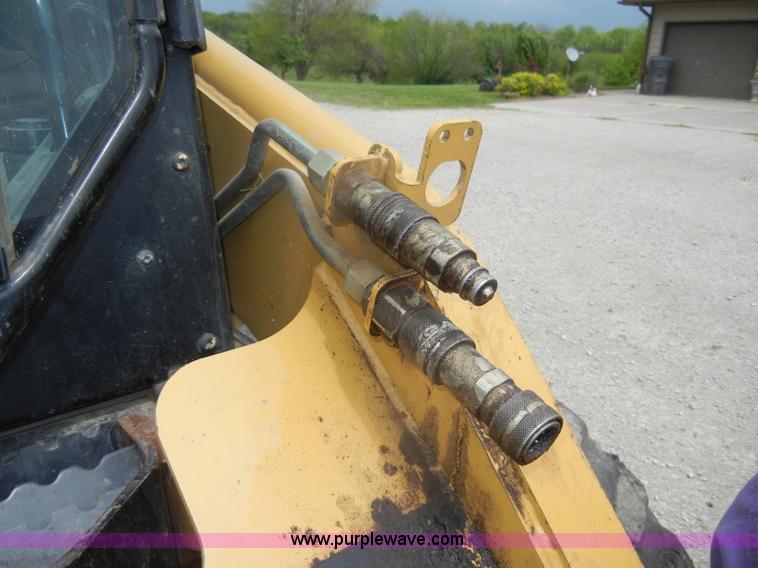 image for item C4481 2004 Caterpillar 236B skid steer