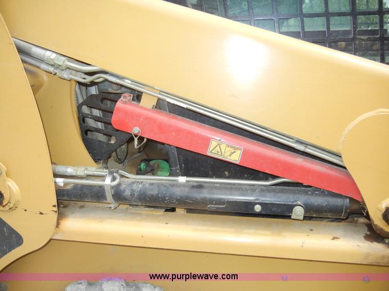 image for item C4481 2004 Caterpillar 236B skid steer