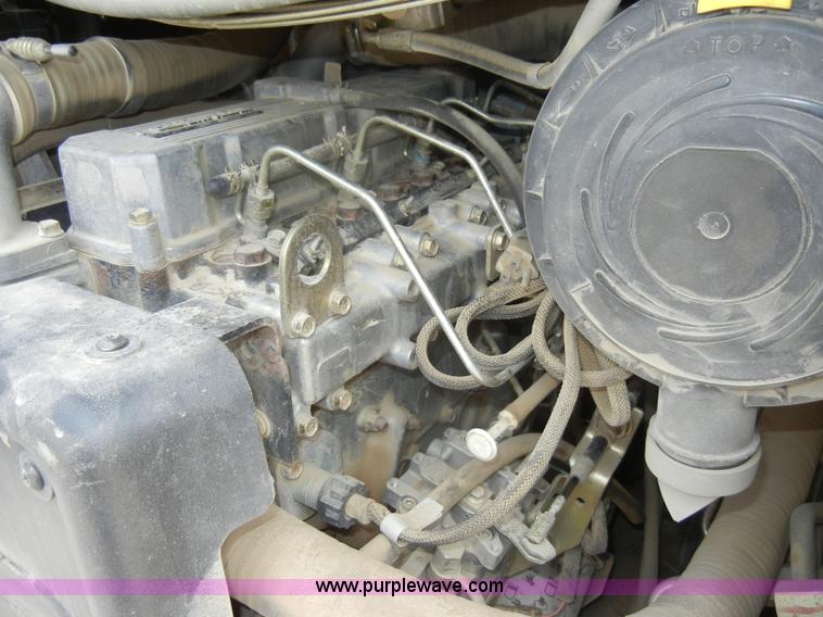 image for item C4481 2004 Caterpillar 236B skid steer