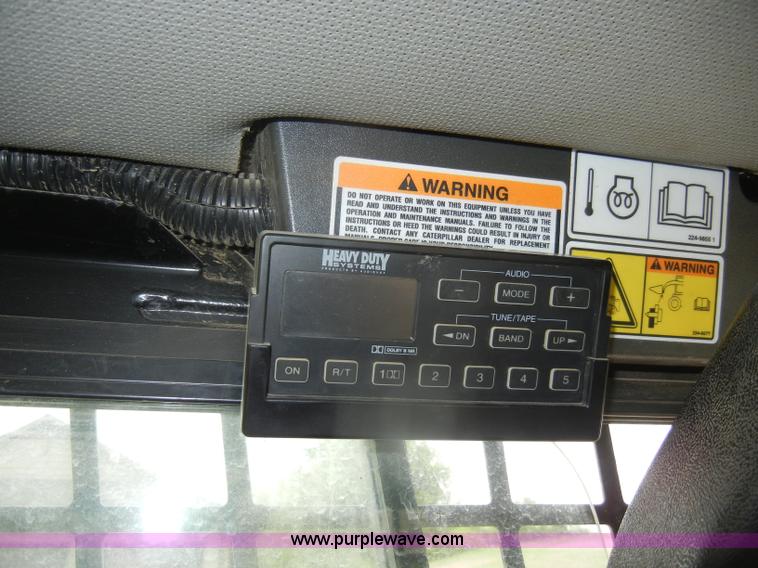 image for item C4481 2004 Caterpillar 236B skid steer