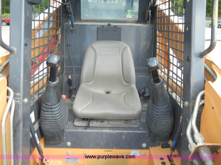image for item C4487 2007 Case 430 skid steer