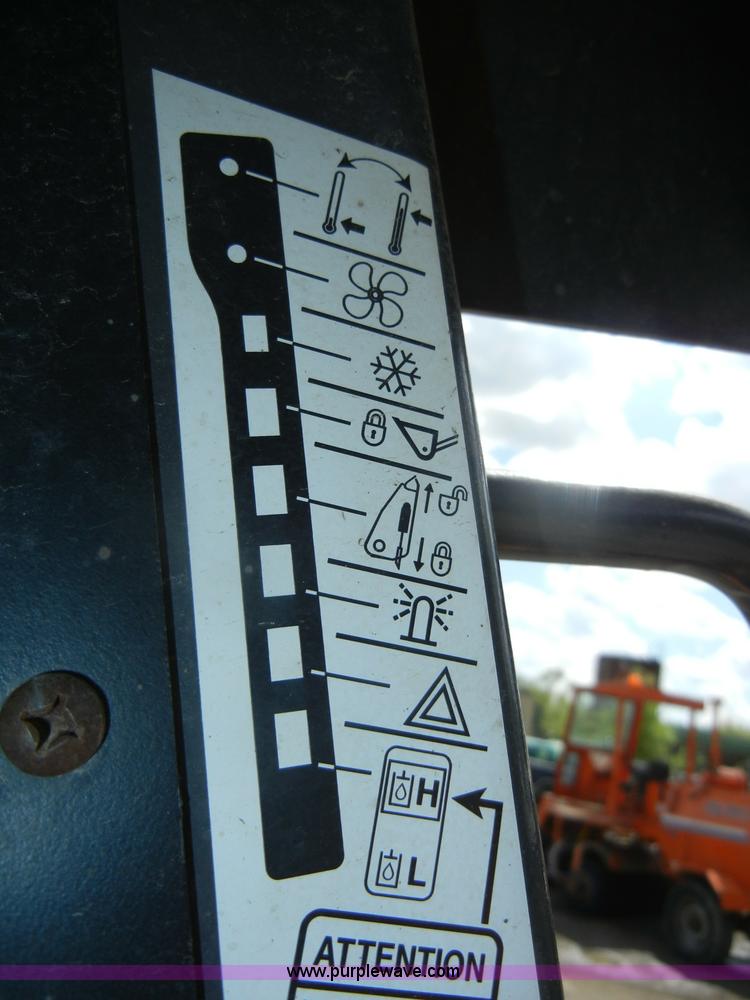image for item C4487 2007 Case 430 skid steer