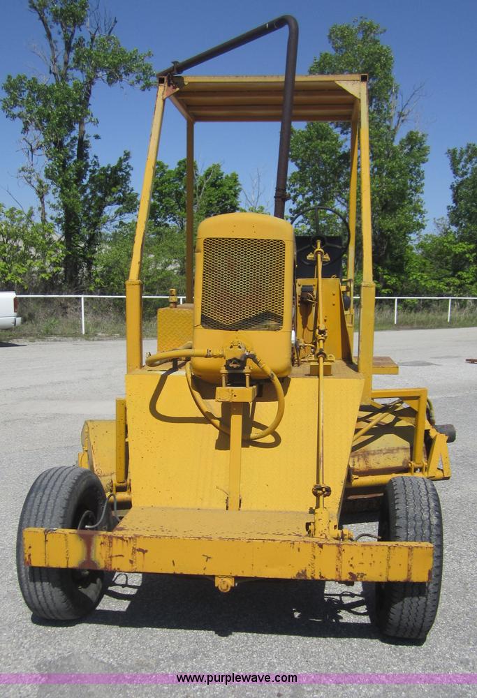 image for item C5449 Broce C804 broom