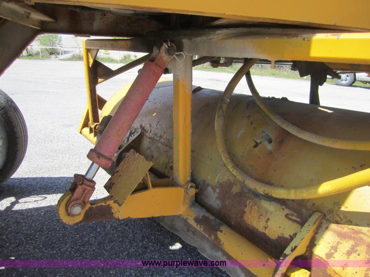 image for item C5449 Broce C804 broom