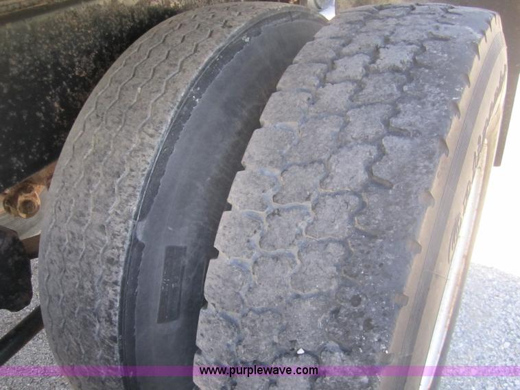 image for item C5451 2005 custom built 10' pup trailer