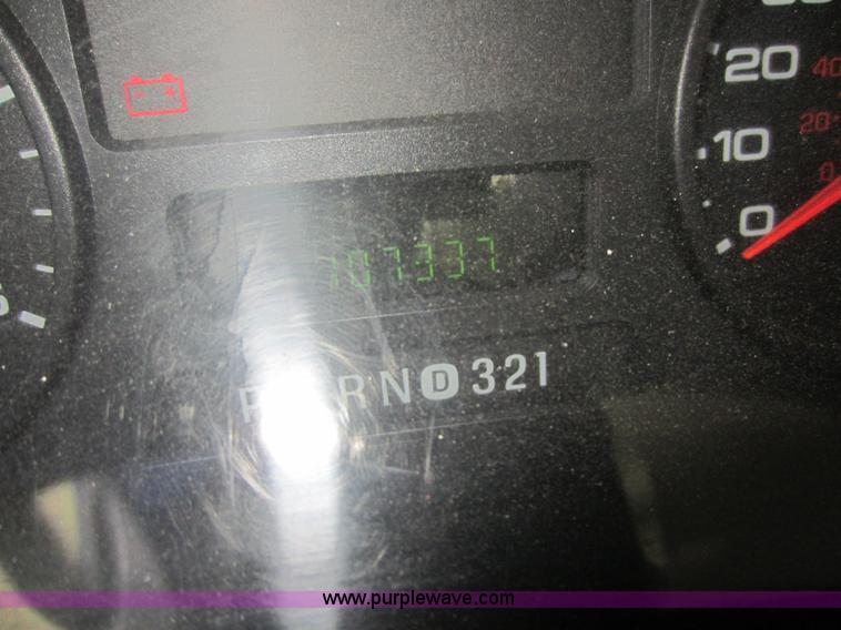 image for item C5462 2006 Ford F550 XLT super duty utility truck