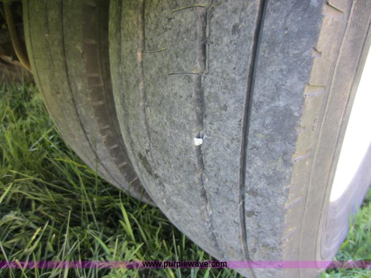 image for item C5462 2006 Ford F550 XLT super duty utility truck