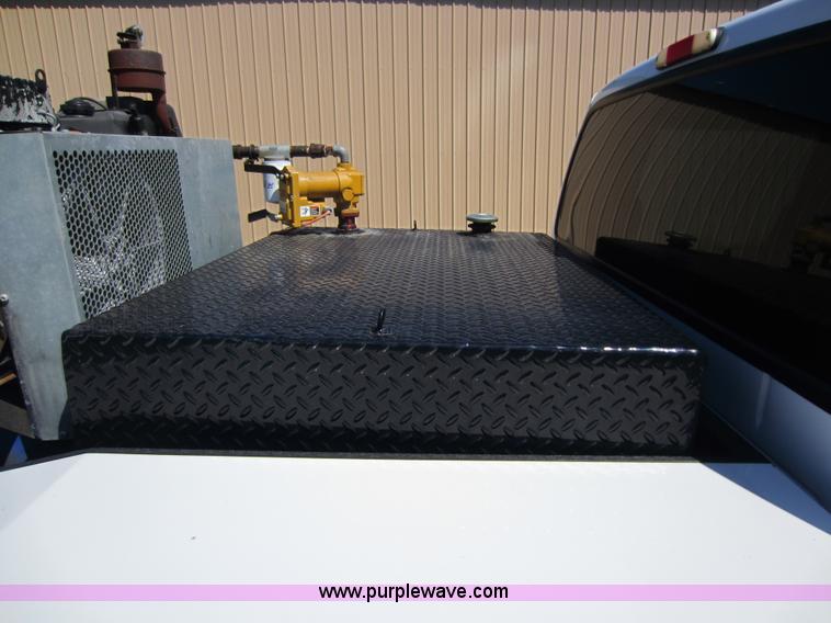image for item C5462 2006 Ford F550 XLT super duty utility truck