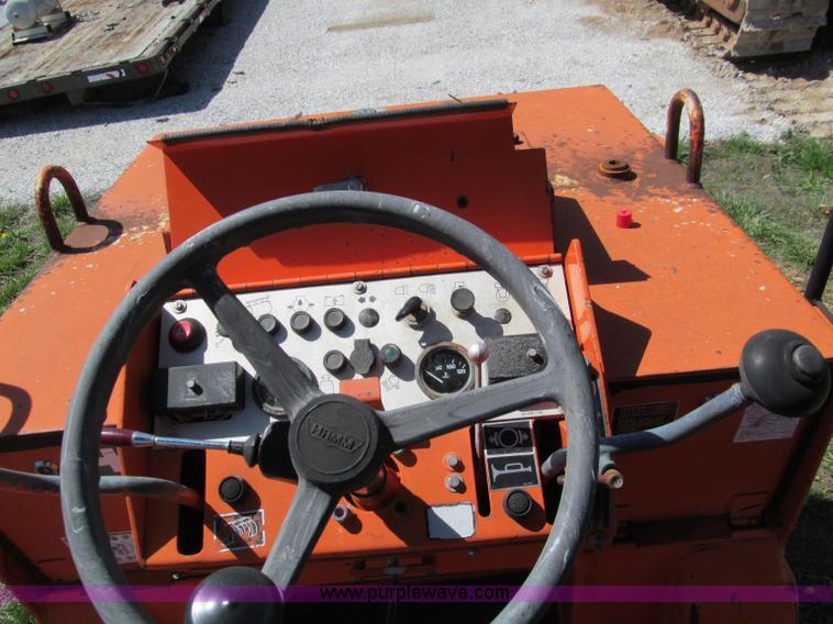 image for item D3182 Hamm DV3K vibratory roller