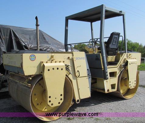 image for item D3185 Bomag BW161AD vibratory roller