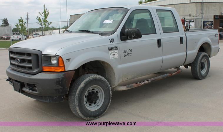 image for item D4010 2001 Ford F350 XL Super Duty
