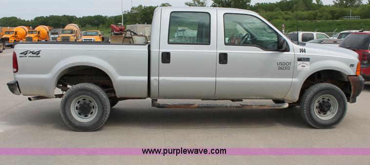 image for item D4010 2001 Ford F350 XL Super Duty