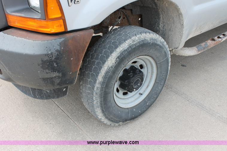 image for item D4010 2001 Ford F350 XL Super Duty