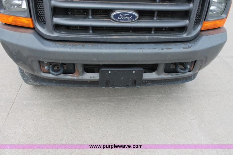 image for item D4010 2001 Ford F350 XL Super Duty