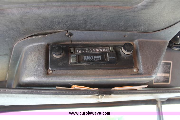 image for item D4012 1988 Mack Econodyne water truck