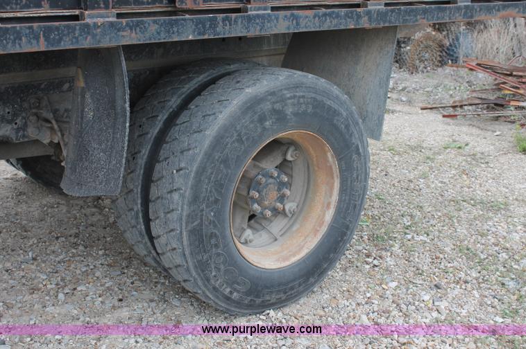 image for item D4013 1984 Ford 8000 Flatbed Dump Truck