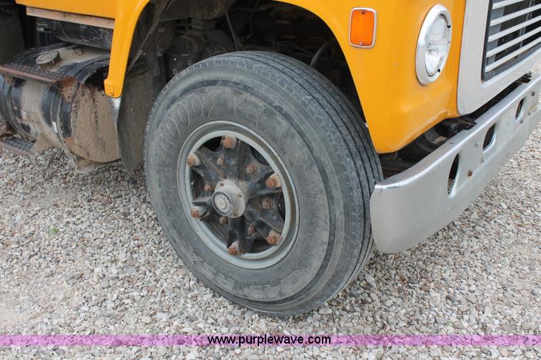 image for item D4013 1984 Ford 8000 Flatbed Dump Truck