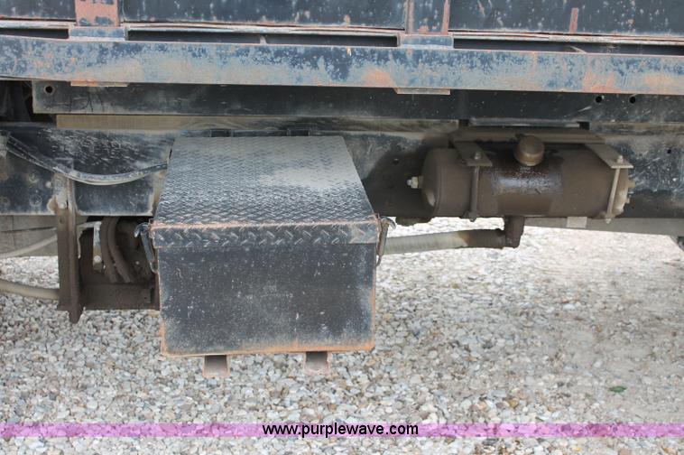 image for item D4013 1984 Ford 8000 Flatbed Dump Truck