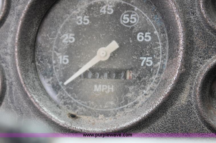 image for item D4013 1984 Ford 8000 Flatbed Dump Truck