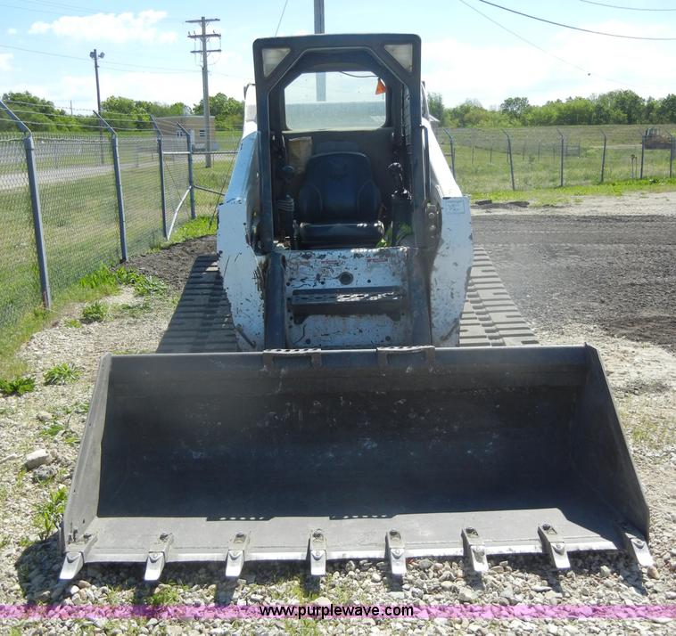 image for item D4020 2006 Bobcat T300 Turbo tracked skid steer