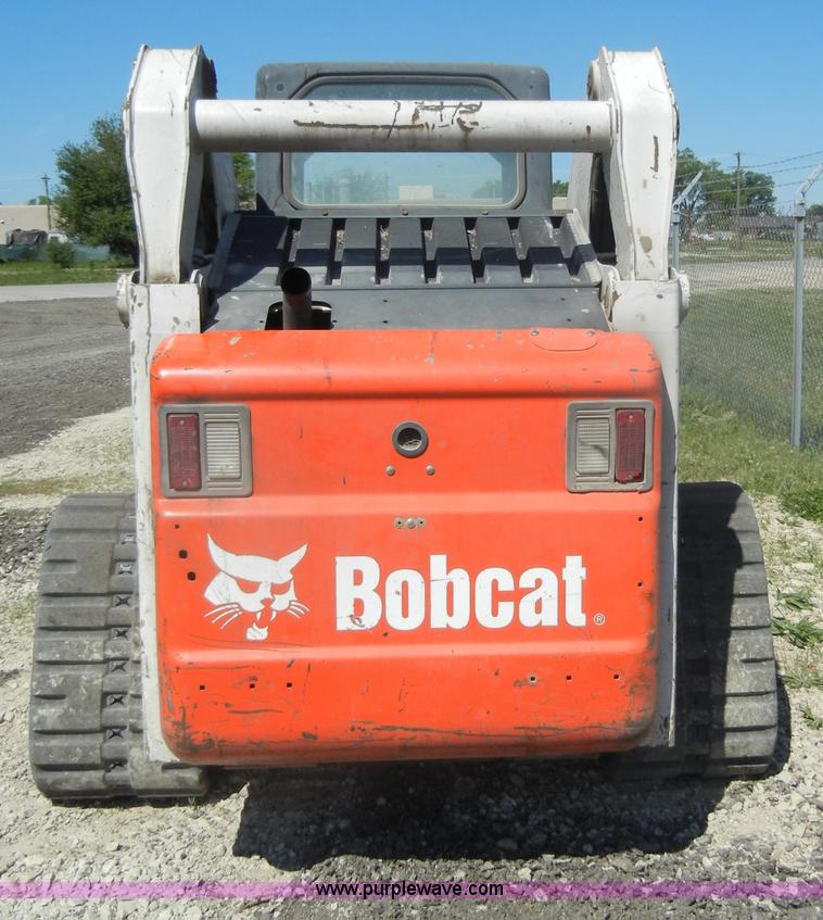 image for item D4020 2006 Bobcat T300 Turbo tracked skid steer