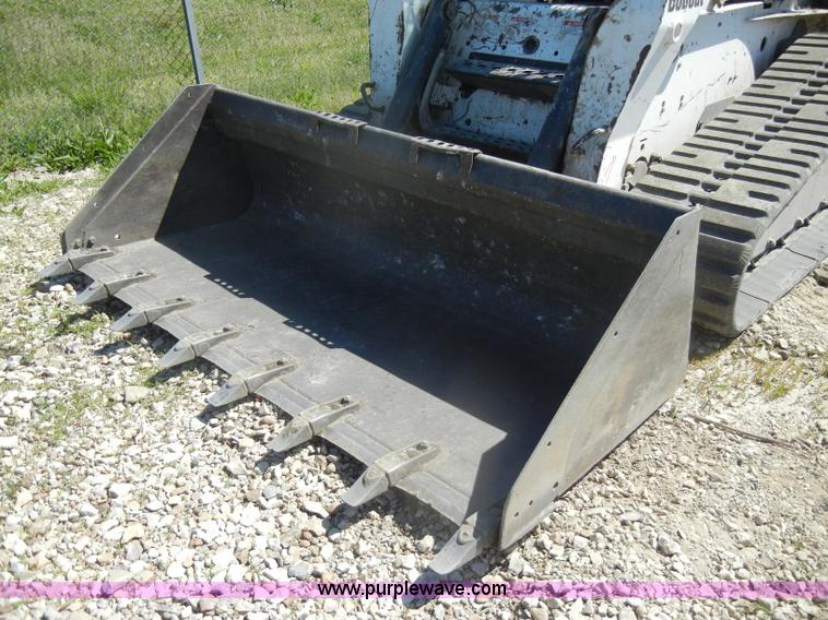 image for item D4020 2006 Bobcat T300 Turbo tracked skid steer