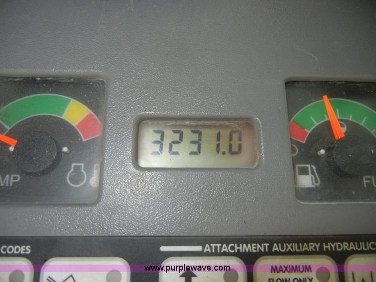 image for item D4020 2006 Bobcat T300 Turbo tracked skid steer