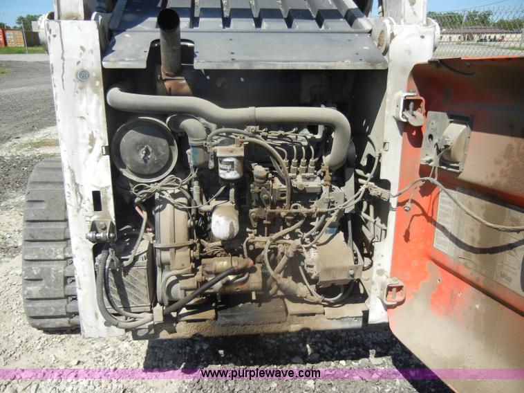 image for item D4020 2006 Bobcat T300 Turbo tracked skid steer