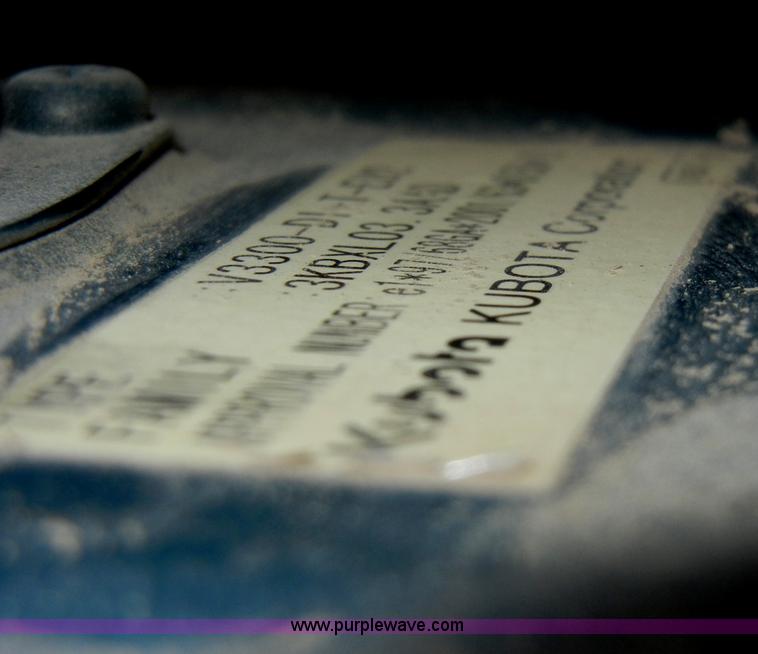 image for item D4020 2006 Bobcat T300 Turbo tracked skid steer