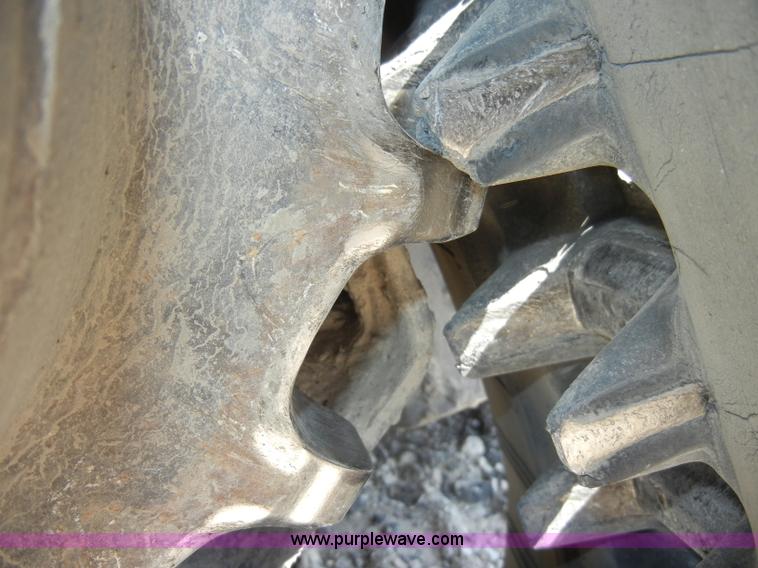 image for item D4020 2006 Bobcat T300 Turbo tracked skid steer