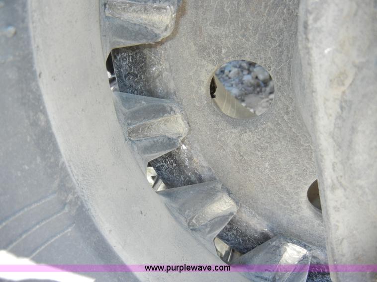 image for item D4020 2006 Bobcat T300 Turbo tracked skid steer