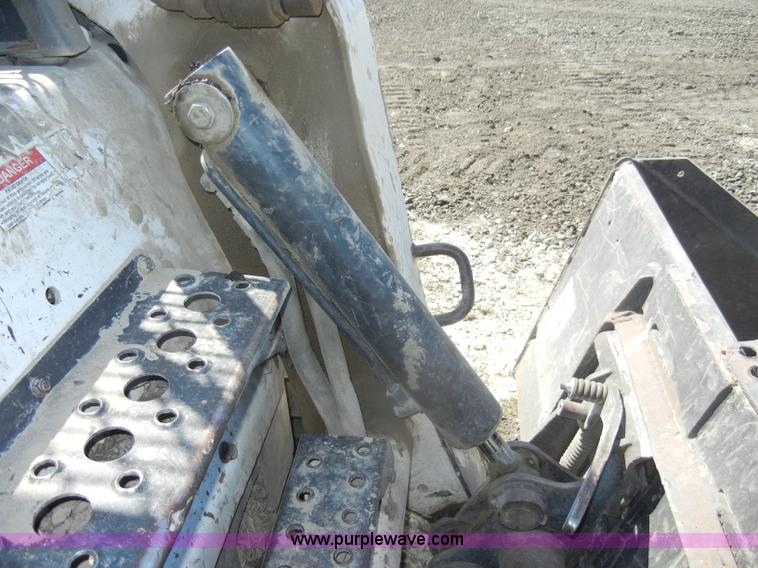 image for item D4020 2006 Bobcat T300 Turbo tracked skid steer