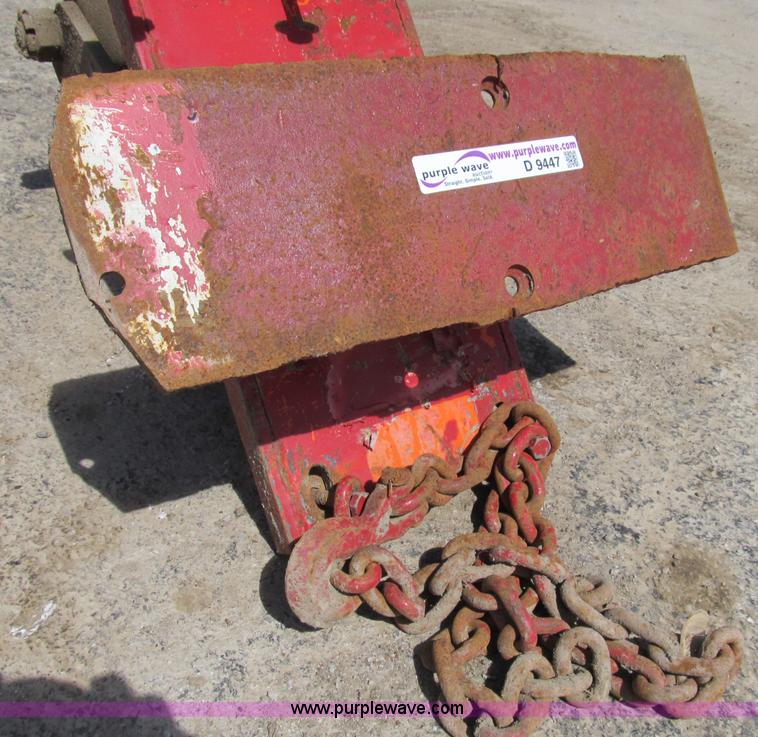 image for item D9447 18" clamp on asphalt cutter