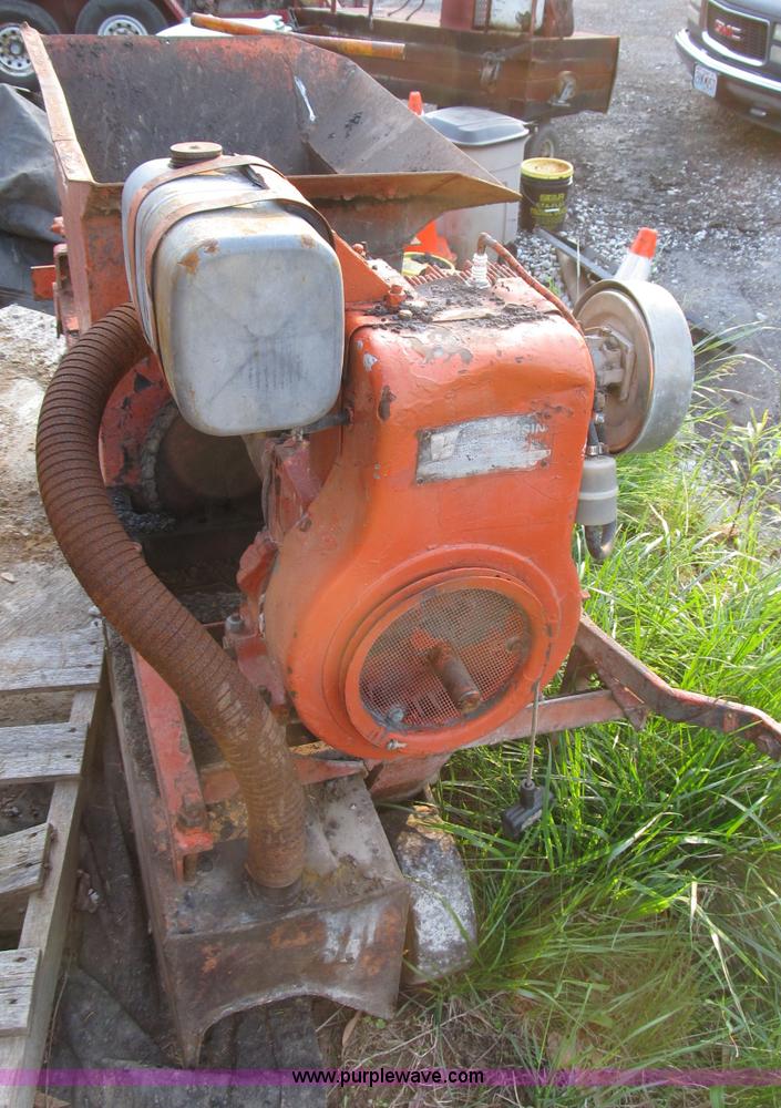 image for item D9457 Etnyre asphalt curb machine