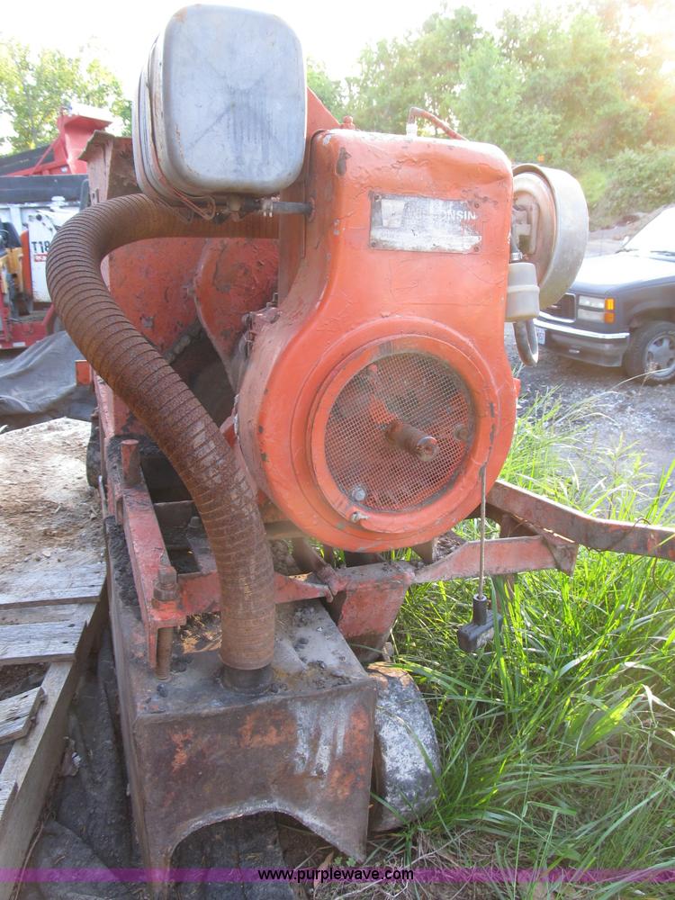 image for item D9457 Etnyre asphalt curb machine